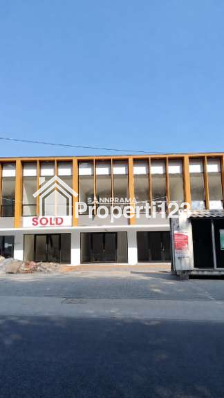 Ruko komersial 2 lantai strategis di Serpong Tangerang Selatan - 1