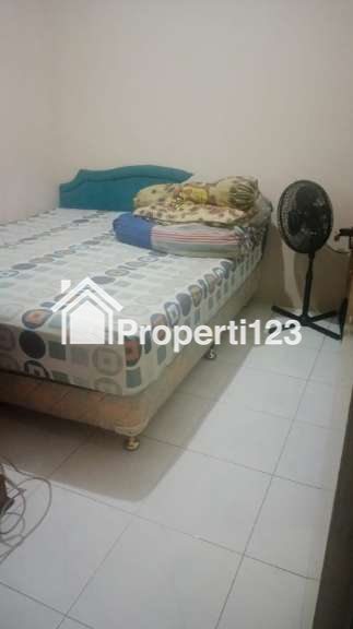Rumah Hook pojok hadap selatan Surabaya Barat SHM - 3