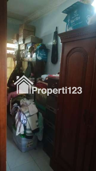 Rumah Hook pojok hadap selatan Surabaya Barat SHM - 6