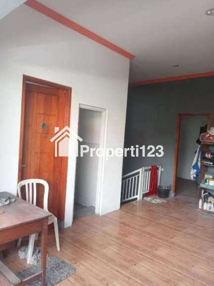 Rumah Minimalis Modern Lokasi Ketintang Surabaya Selatan - 5