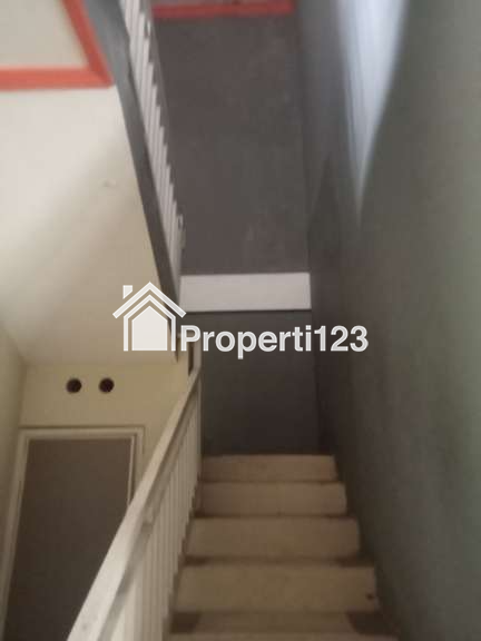 Rumah Minimalis Modern Lokasi Ketintang Surabaya Selatan - 6