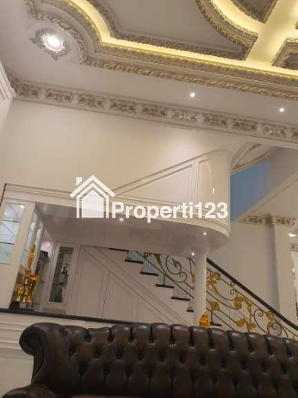 Dijual Rumah di Pondok Hijau Golf Cluster Crown Gading Serpong - 3