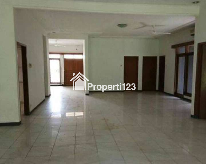 Dijual Rumah di Jl. Bungur, Kemang, Jakarta Selatan - 10