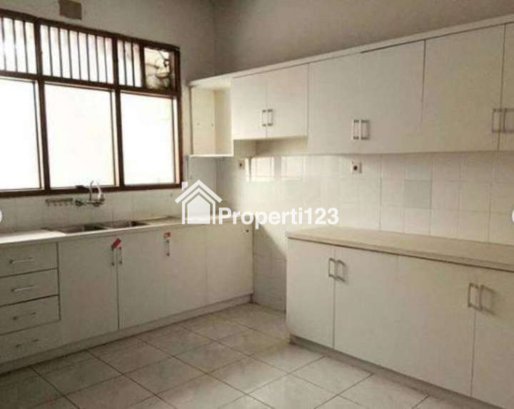 Dijual Rumah di Jl. Bungur, Kemang, Jakarta Selatan - 7
