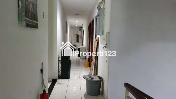 Dijual Rumah Kost di Taman Daan Mogot Raya, Tanjung Duren, Grogol, Jakarta Barat - 2