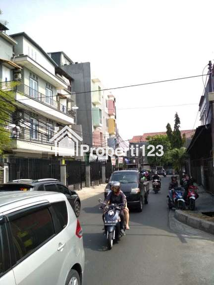 Dijual Rumah Kost di Taman Daan Mogot Raya, Tanjung Duren, Grogol, Jakarta Barat - 4