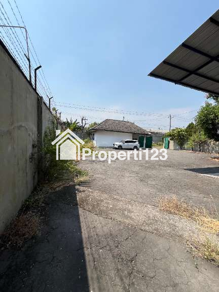 Di jual gudang di ringroad Mojosongo solo - 2