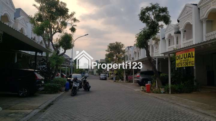 Dijual Cepat Rumah di Green Lake City Cluster West Europe, Tangerang - 3