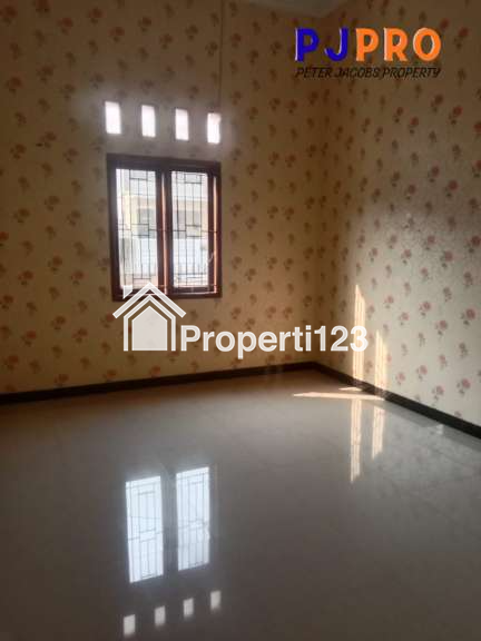 Dijual Rumah Siap Huni dengan Harga Murah di Pejuang Jaya Bekasi - 6