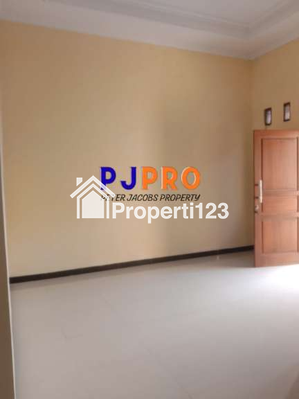 Dijual Rumah Siap Huni dengan Harga Murah di Pejuang Jaya Bekasi - 4