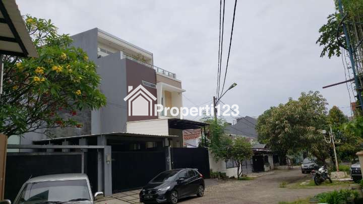 Dijual Rumah di Taman Surya, Jakarta Barat - 2