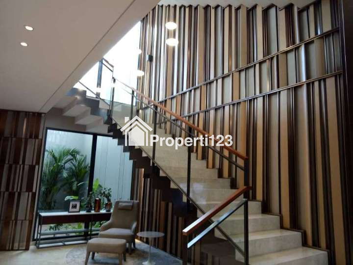 Dijual Rumah Mewah Lyndon at Nava Park, BSD City - 3