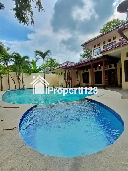 Dijual Rumah di Jalan Moh. Kahfi Raya, Jagakarsa, Jakarta Selatan - 3