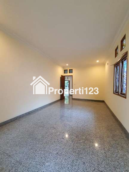 Dijual Rumah di Jalan Moh. Kahfi Raya, Jagakarsa, Jakarta Selatan - 13