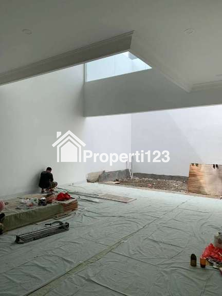 DIJUAL RUMAH MEWAH AMERICAN CLASSIC di Cempaka Putih Tengah, Jakarta Pusat - 4