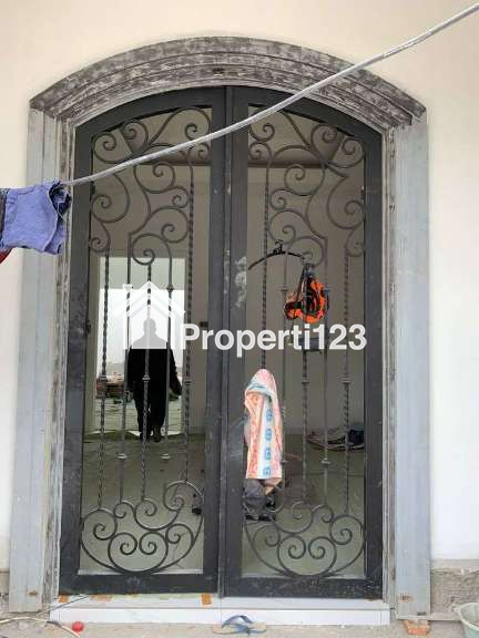 DIJUAL RUMAH MEWAH AMERICAN CLASSIC di Cempaka Putih Tengah, Jakarta Pusat - 2