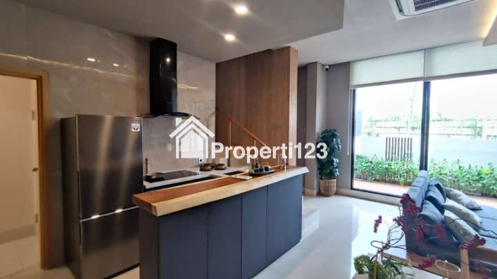 Dijual Rumah di Paradiso Golf Villas Jababeka - 7
