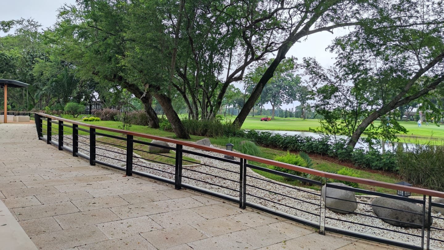 Dijual Rumah di Paradiso Golf Villas Jababeka - 4