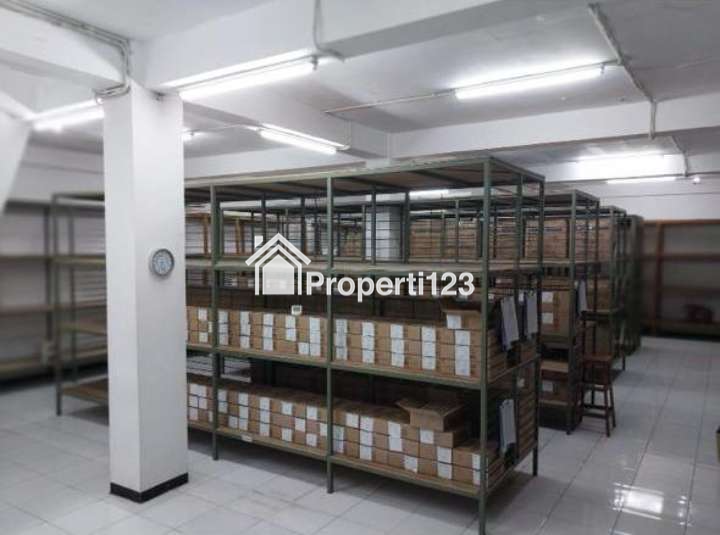 Turun Harga, Dijual Cepat Rumah di Jl. Kerajinan, Jakarta Barat - 9