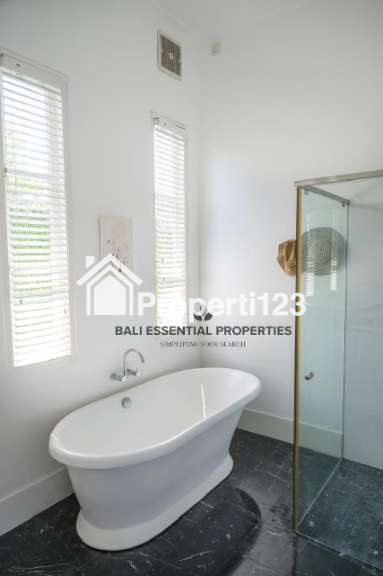 STUNNING 3-BEDROOM VILLA WITH BEACH VIEW FOR RENT IN NELAYAN CANGGU – BM483 - 11