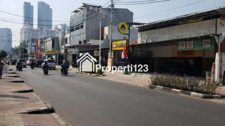 Dijual Ruko di Jl.Tanjung Duren Barat, Tanjung Duren Utara, Grogol Petamburan, Jakarta Barat - 2