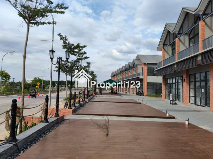 Dijual Ruko Sunset Avenue Tahap 3 - The Garden, Citra 8, Jakarta Barat - 2