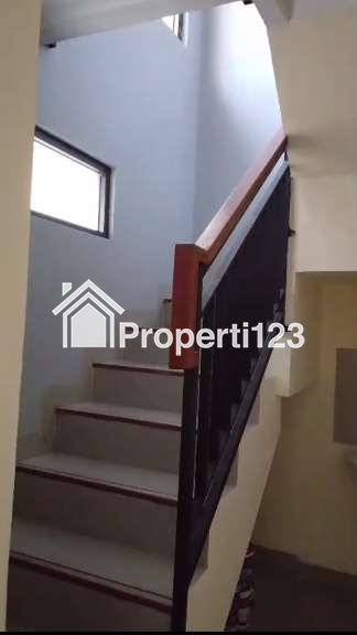 DISEWAKAN Rumah 2 lantai STRATEGIS Cluster Syariah Sebelah Serpong/Pamulang - 2