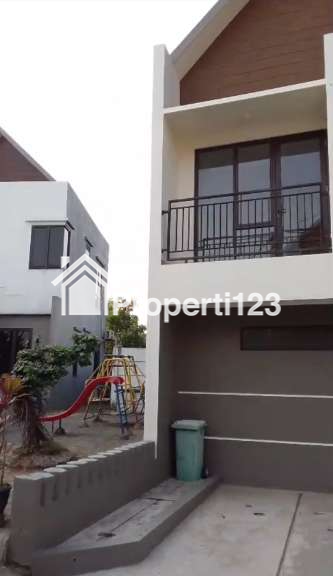 DISEWAKAN Rumah 2 lantai STRATEGIS Cluster Syariah Sebelah Serpong/Pamulang - 4