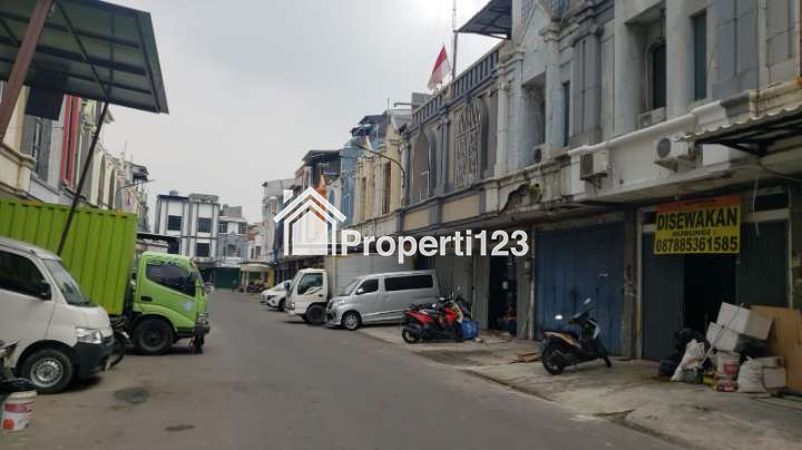 Turun Harga, Dijual Cepat Ruko di Taman Palem Lestari, Ruko Pelangi, Cengkareng, Jakarta Barat - 10