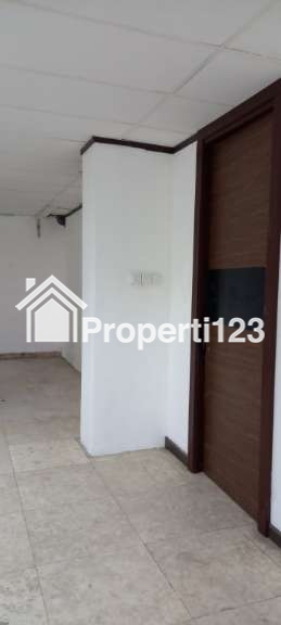Turun Harga, Dijual Cepat Rukan Gandeng Tiga di Wijaya Grand Center, Jl. Dharmawangsa 3, Kel. Pulo, Kec. Kebayoran Baru, Jakarta Selatan - 3