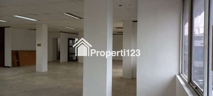 Turun Harga, Dijual Cepat Rukan Gandeng Tiga di Wijaya Grand Center, Jl. Dharmawangsa 3, Kel. Pulo, Kec. Kebayoran Baru, Jakarta Selatan - 5