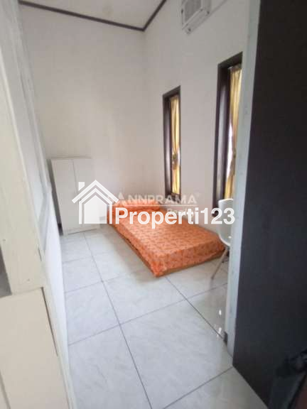 Rumah second 2 lantai murah untuk kosan diperumnas beji depok utara - 7