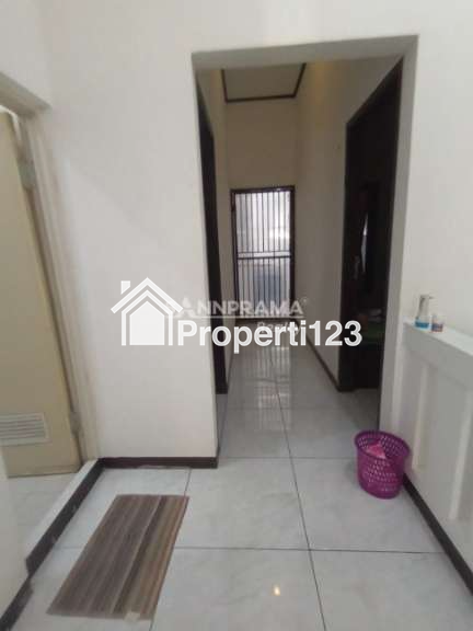 Rumah second 2 lantai murah untuk kosan diperumnas beji depok utara - 6
