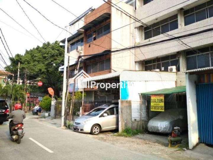 Dijual Ruko di Jl. Lautze Raya, Kel. Kartini, Kec. Sawah Besar, Jakarta Pusat. - 2