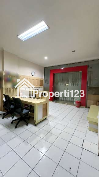Dijual Ruko di Komplek Mutiara Taman Palem, Jln Raya Outer Ring Road, Cengkareng, Jakarta Barat - 4