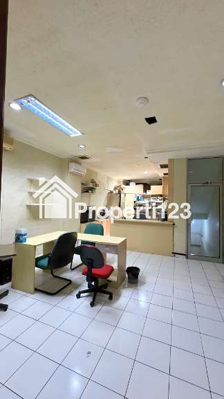 Dijual Ruko di Komplek Mutiara Taman Palem, Jln Raya Outer Ring Road, Cengkareng, Jakarta Barat - 11