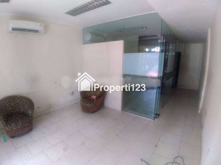 Dijual Ruko Plaza De Lumina di Taman Semanan Indah, Jakarta Barat - 3