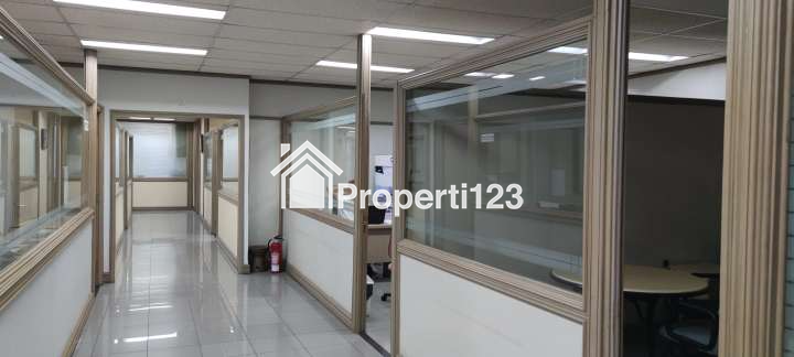 Dijual Cepat Building di Jl. Johar, Kebon Sirih, Menteng, Jakarta Pusat - 8