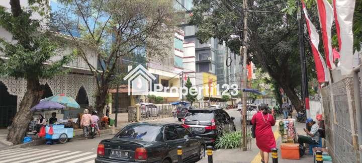 Dijual Cepat Building di Jl. Johar, Kebon Sirih, Menteng, Jakarta Pusat - 3