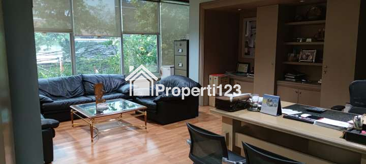 Dijual Cepat Building di Jl. Johar, Kebon Sirih, Menteng, Jakarta Pusat - 9