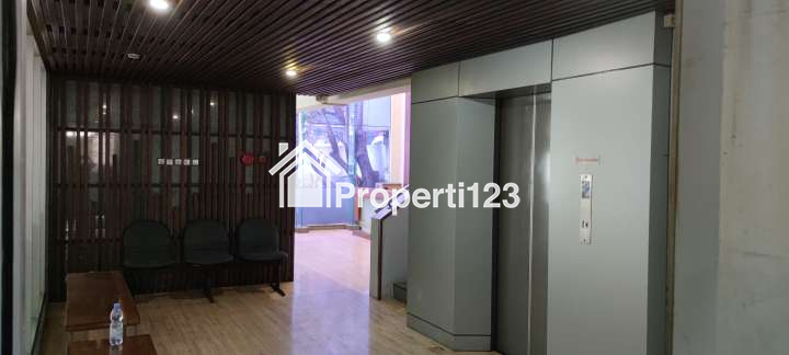 Dijual Cepat Building di Jl. Johar, Kebon Sirih, Menteng, Jakarta Pusat - 5