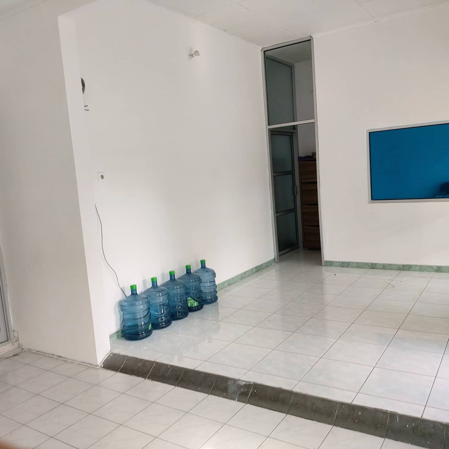 Dijual Rumah Siap Huni Bisa Buat Kantor Lokasi Strategis di Tengah Kota Semarang - 7