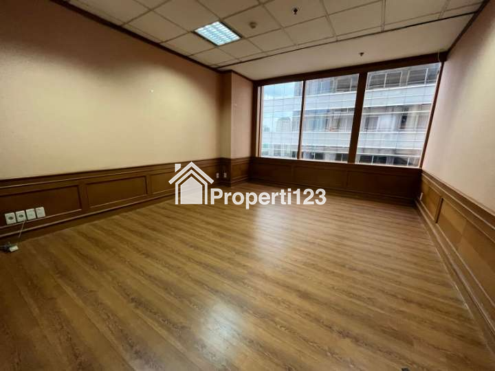 Disewakan Office Space di Menara Sudirman, Jln Jendral Sudirman Kav 60, Jakarta Selatan - 12