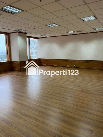 Disewakan Office Space di Menara Sudirman, Jln Jendral Sudirman Kav 60, Jakarta Selatan - 17