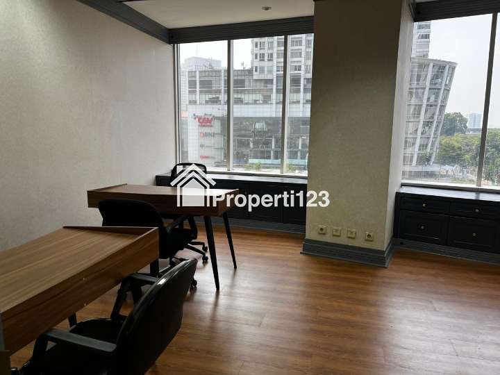 Disewakan Office Space di Menara Sudirman, Jln Jendral Sudirman Kav 60 Jakarta Selatan - 4