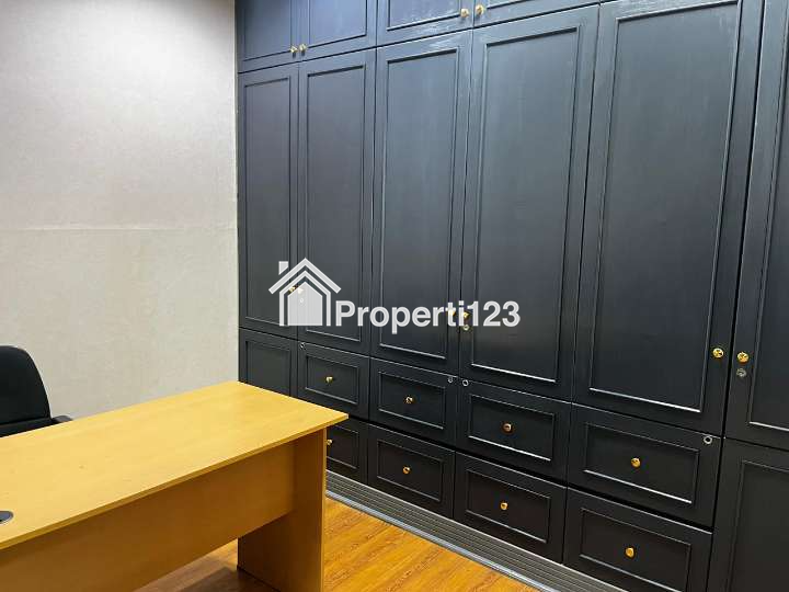 Disewakan Office Space di Menara Sudirman, Jln Jendral Sudirman Kav 60 Jakarta Selatan - 8