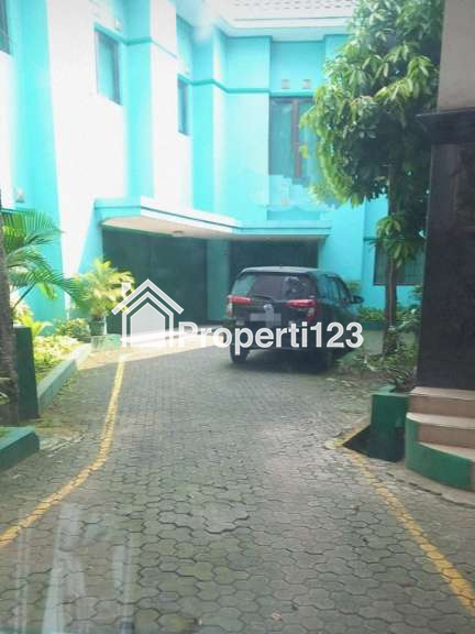Dijual Building di Jln Perjuangan, Kebon Jeruk, Jakarta Barat - 3