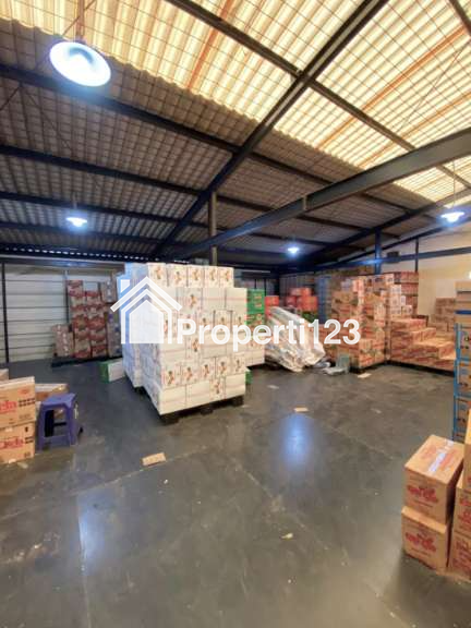 Gudang Strategis Jalan Raya Kaliabang Tengah Bekasi Utara - 13