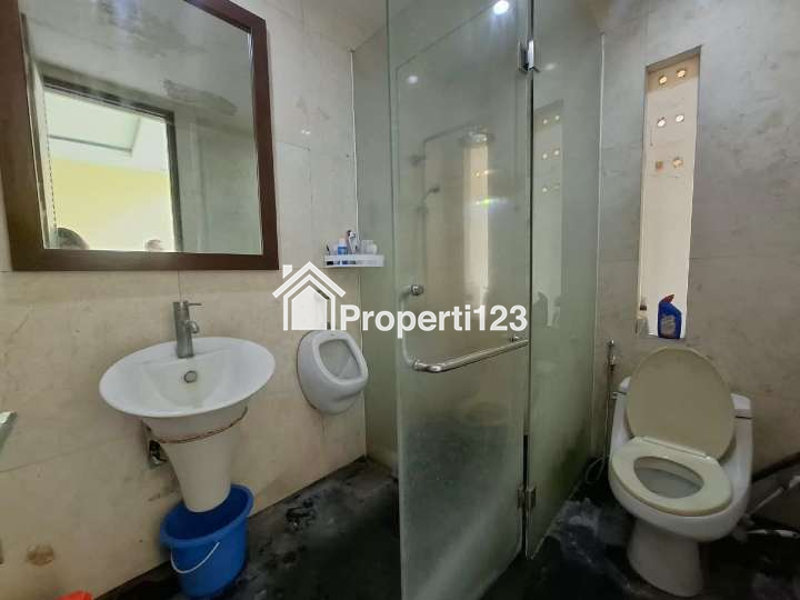 Rumah Hoek 3 Muka Extra Luas Kemang Pratama 2 Bekasi - 9