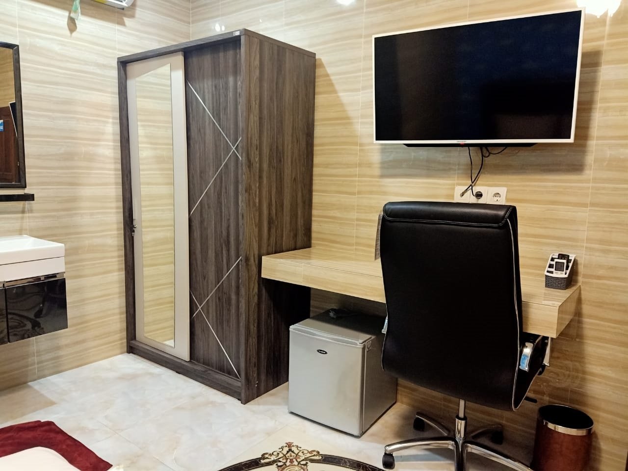 Dijual Hotel Sky Garden di Jln. Logam, Kujangsari, Bandung - 12